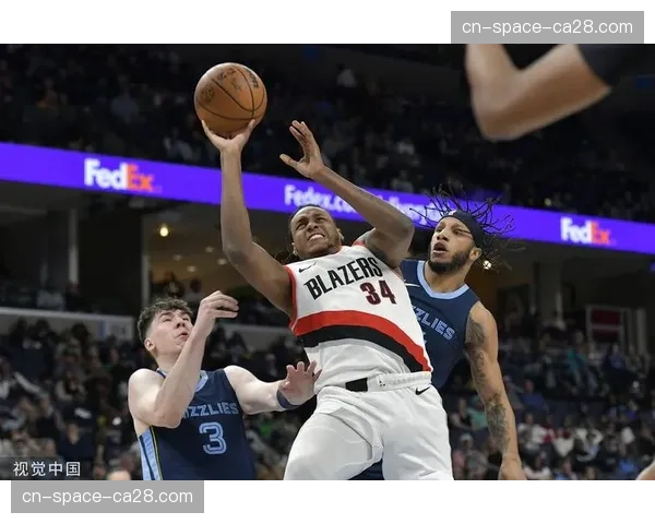 灰熊主场力克国王，关键数据为快攻得分28-12领先