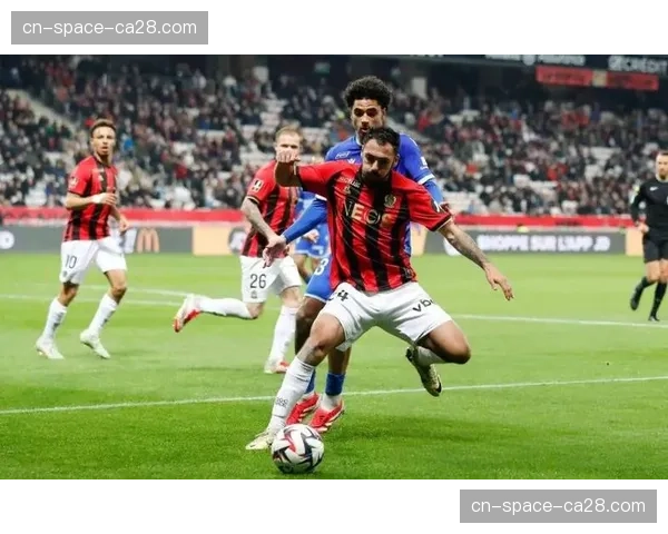 数据解读：为何本赛季法甲是近十年竞争最激烈的亚军争夺战